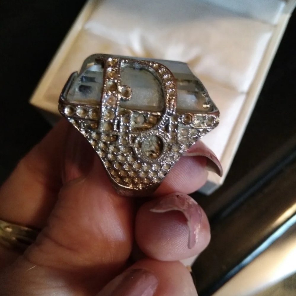 Huge vintage  dior ring size 7.5 1990s Y2k - Picture 4 of 7